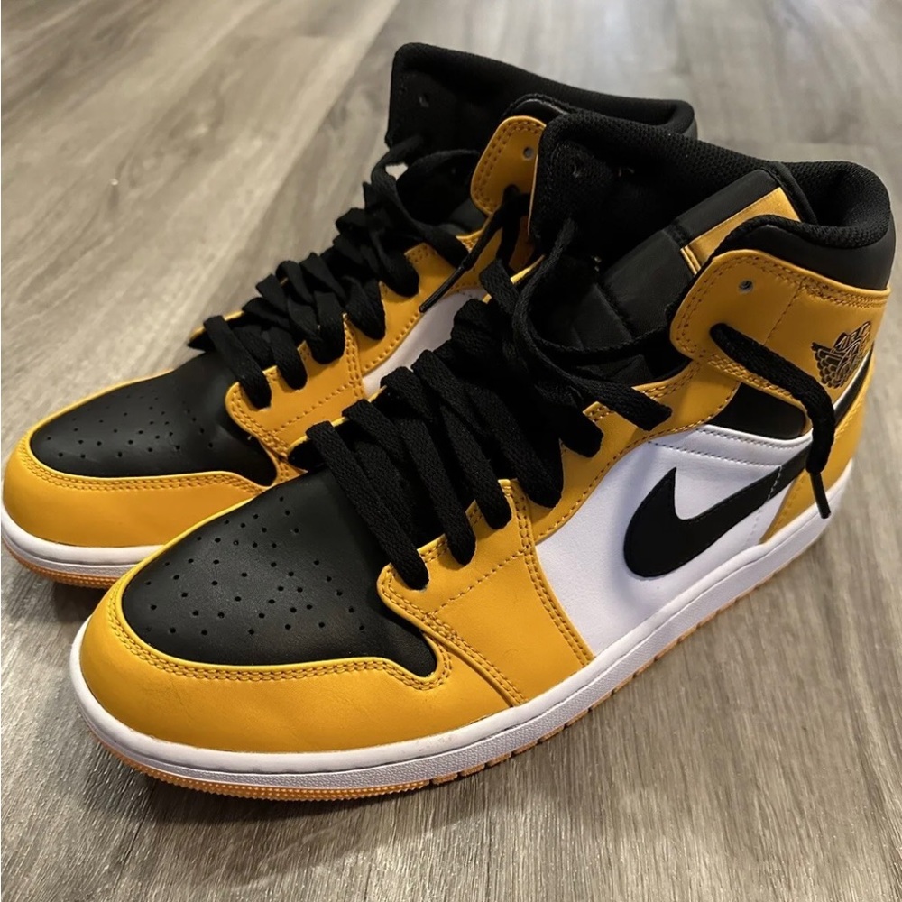 JORDAN 1 TAXI REVERSE TOE 11.5
